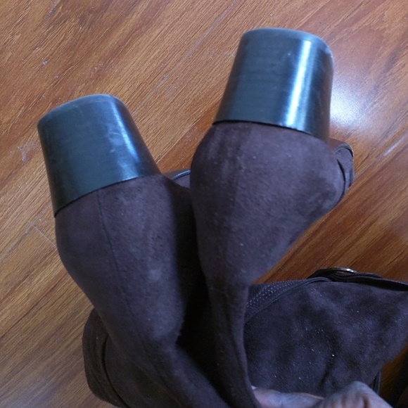 Cole Haan Chocolate suede boots block heel - Picture 2 of 2